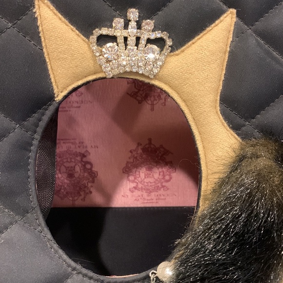 My Flat in London Dog Carrier Tote Purse Black Tan Pearls Fur Crystal Tiara - Picture 2 of 11
